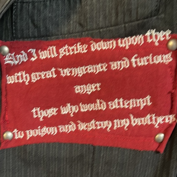 Custom design one of a kind blazer - Picture 5 of 7